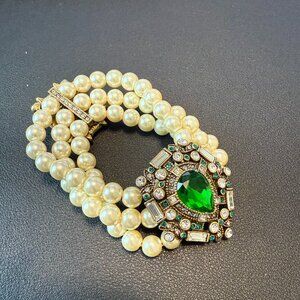 Vintage Heidi Daus Emerald Pearl Beaded Stretch Bracelet with Swarovski Emerald
